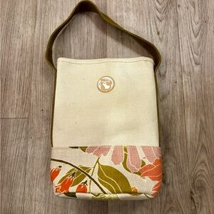 Spartina 449 Cream and Floral Canvas Wine Holder